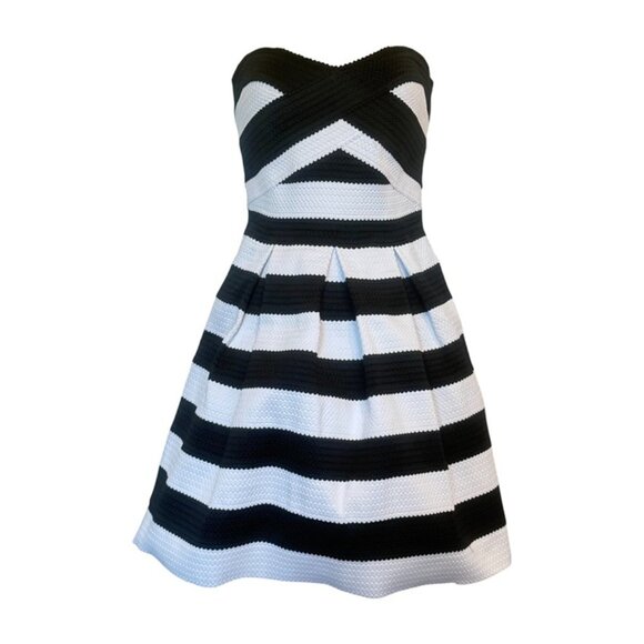 Express Fit & Flare Dress, Black/White, SMALL NEW! - Picture 3 of 9